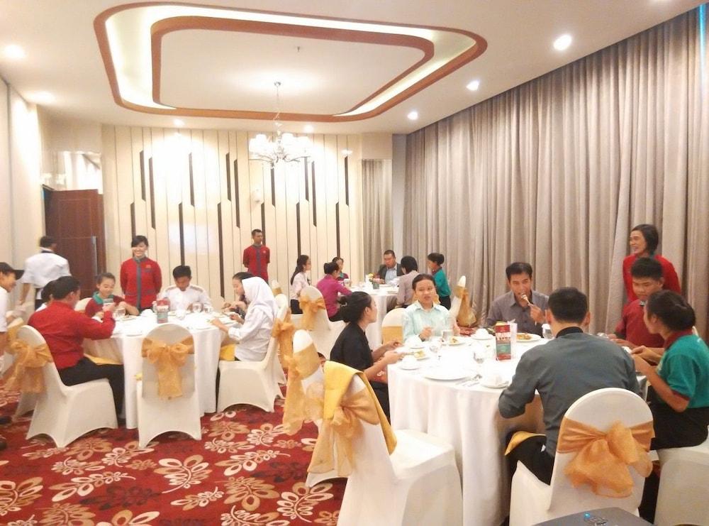 Agria Hotel Bogor Buitenkant foto