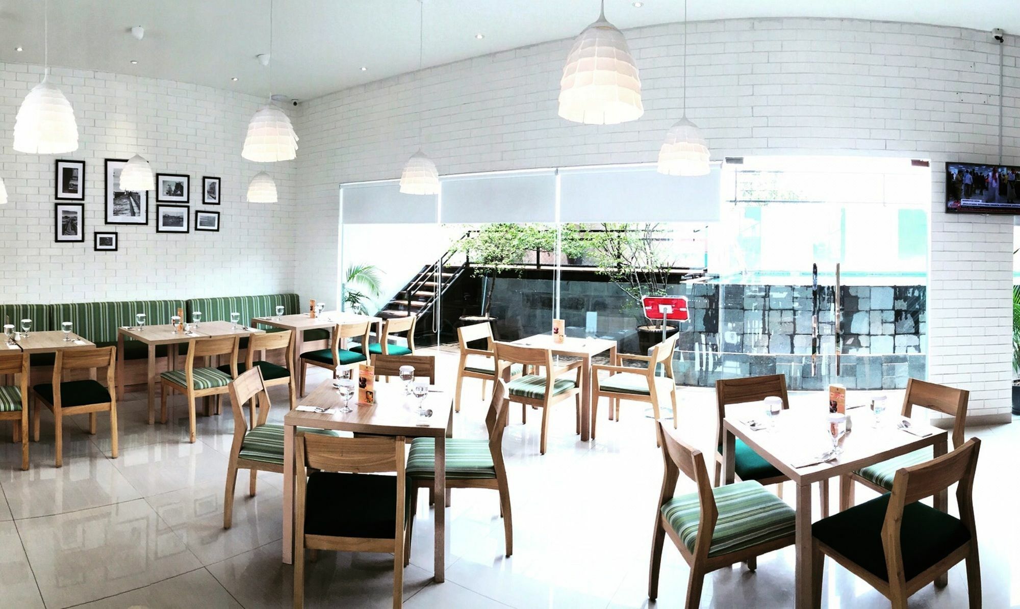 Agria Hotel Bogor Buitenkant foto